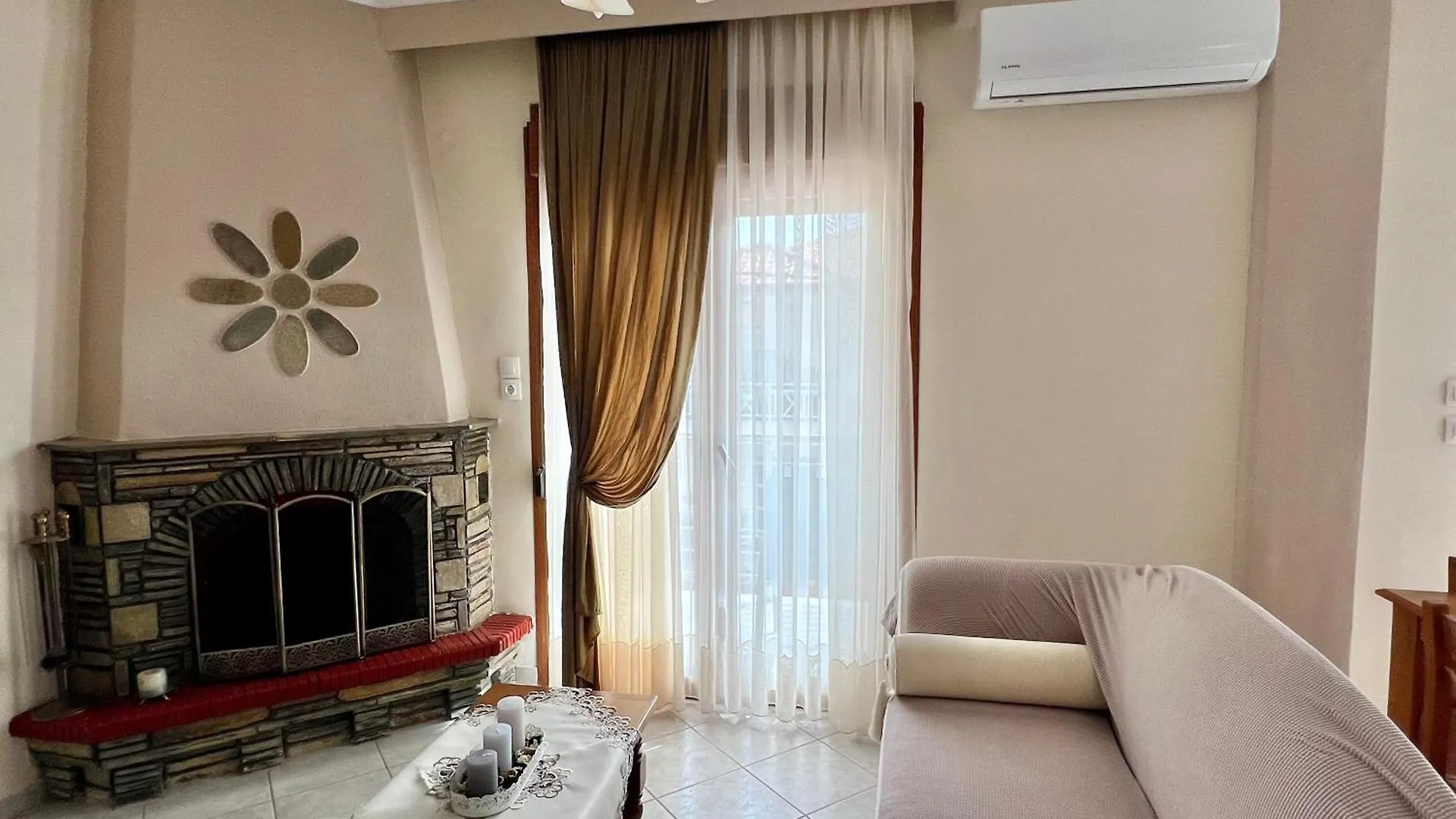 Sikia Luxury Apartments  Sykia Chalkidikis